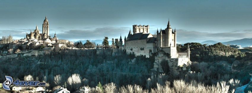 Alcázar of Segovia, cerise, panorama