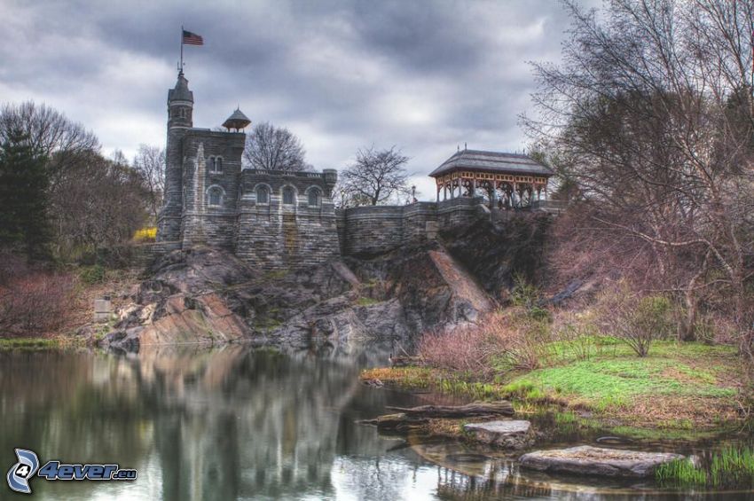 Château du Belvédère, lac