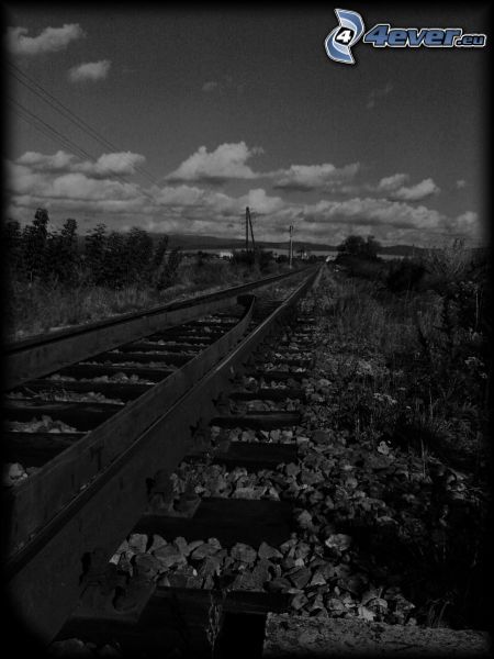 chemins de fer, rails, paysage, nuages, photo noir et blanc