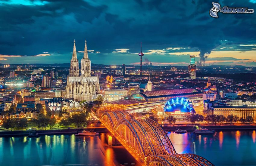 Cologne, Cathédrale de Cologne, pont illuminé, Hohenzollern Bridge, ville de nuit
