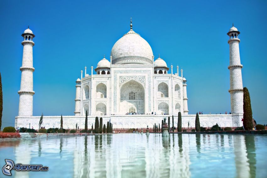 Taj Mahal, eau