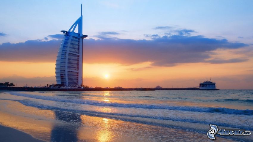 Burj Al Arab, Dubaï, côte, couchage de soleil sur la mer