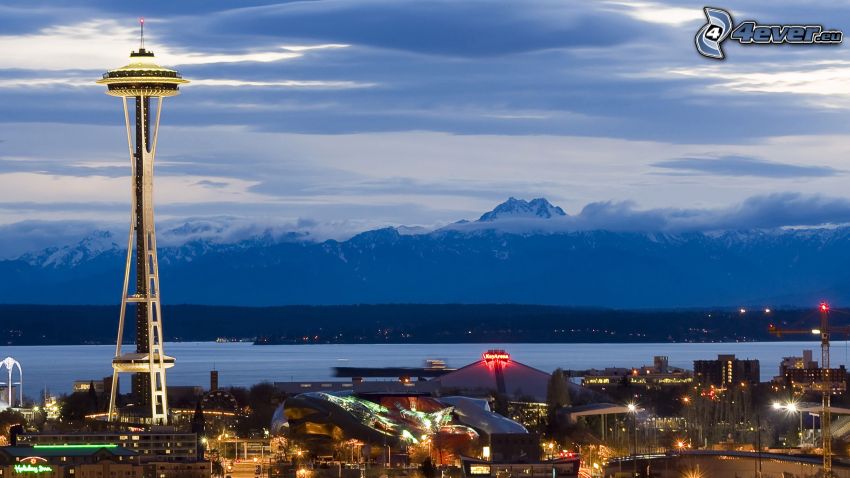 Space Needle, Seattle, montagne