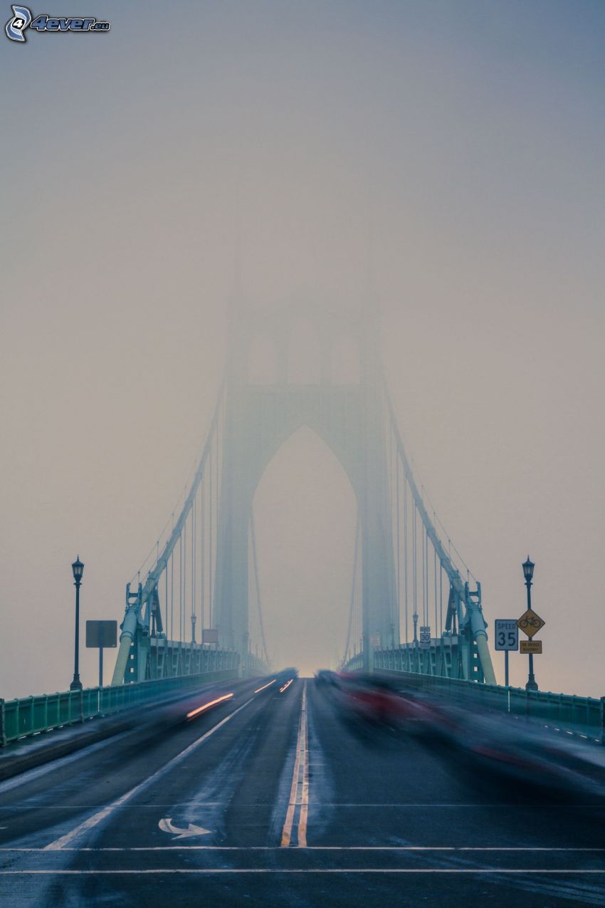 St. Johns Bridge, brouillard, la vitesse