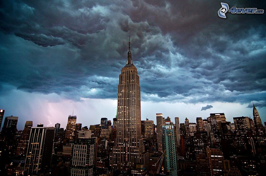 Empire State Building, nuages, New York