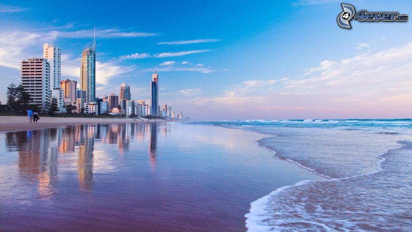 Gold Coast, mer, plage de sable, gratte-ciel