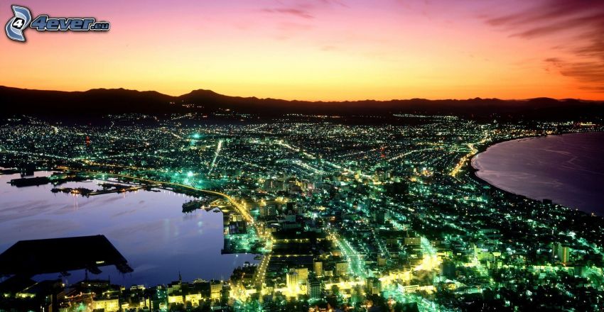 Japon, vue sur la ville, lever du soleil, lumières