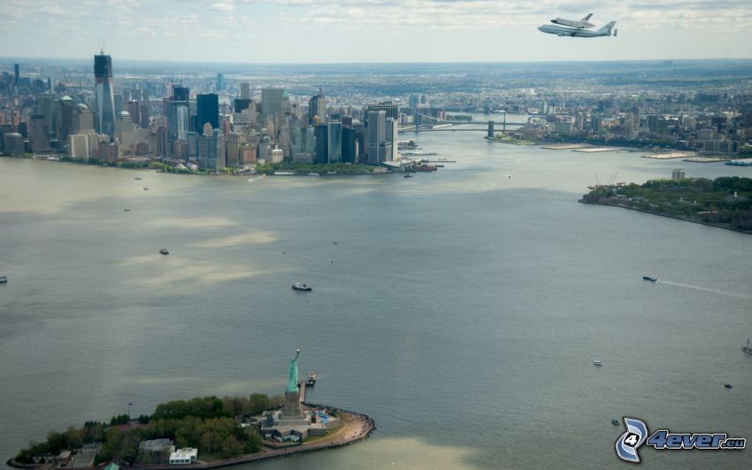 New York, Statue de la Liberté, Manhattan, transport de la navette spatiale, avions