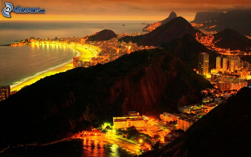 Rio De Janeiro, ville dans la nuit