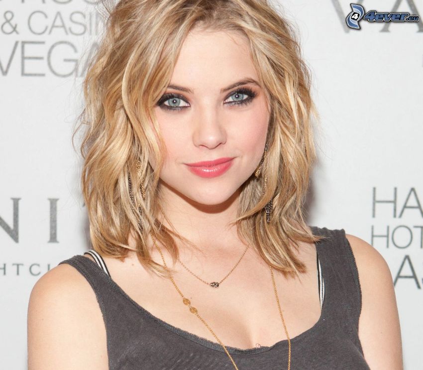 Ashley Benson