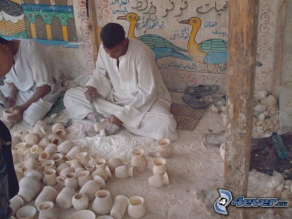 Égypte, la poterie, le travail
