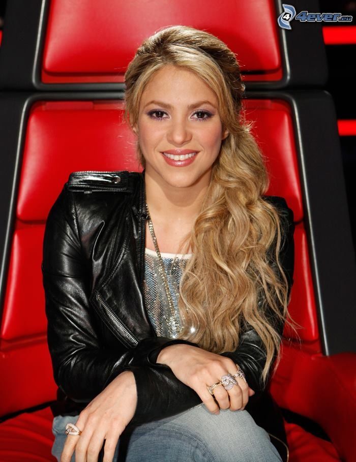 Shakira, sourire