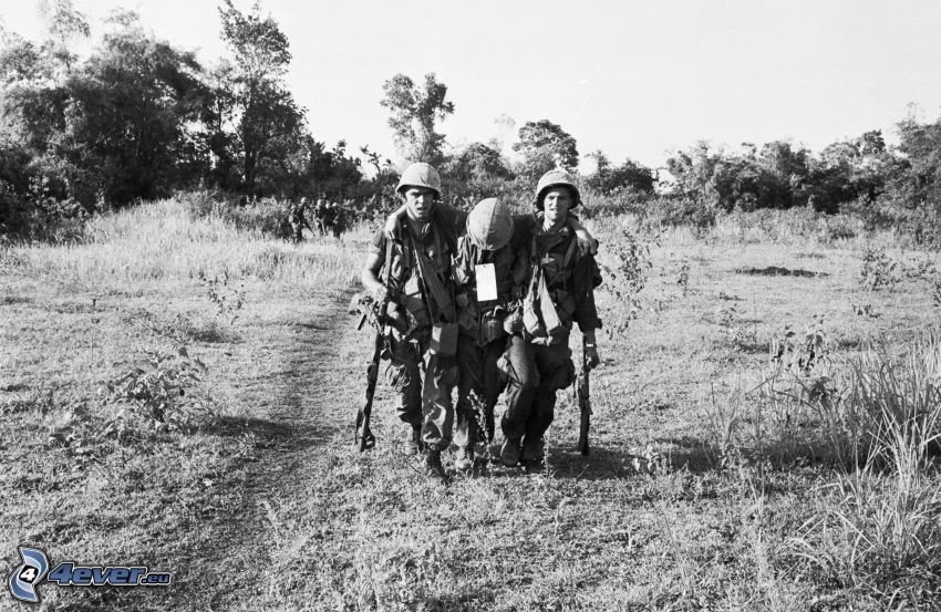 soldats, blessure, photo noir et blanc
