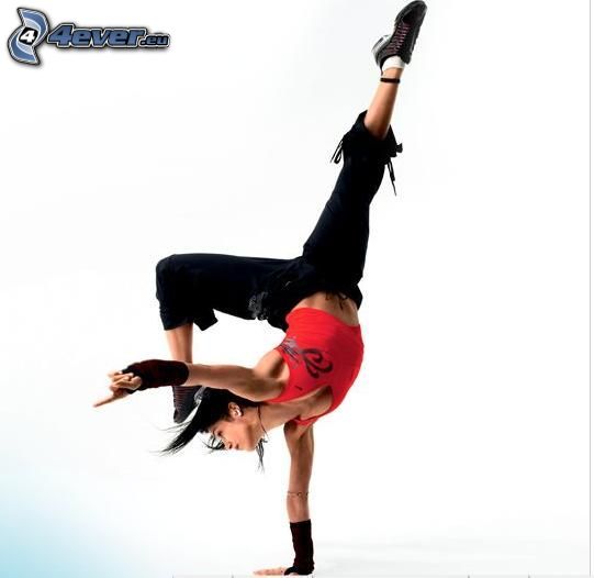 Sophia Boutella, breakdance