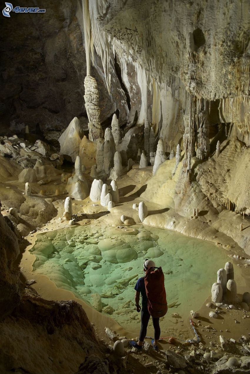 Lechuguilla, New Mexico, grotte, stalactites, stalagmites, lac, touriste