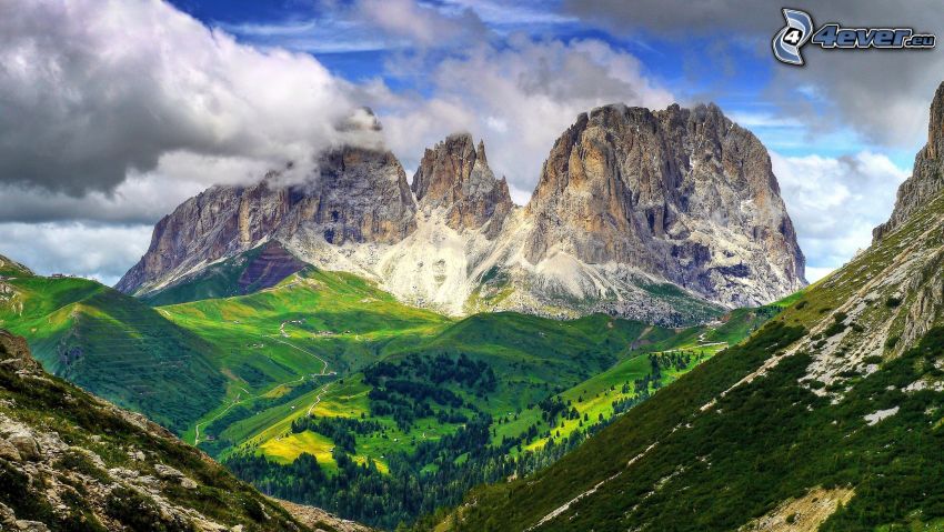 Dolomites, vallée, montagnes rocheuses