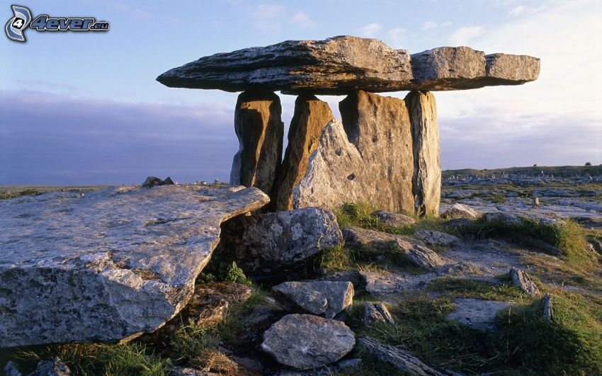 monument en pierre, Irlande