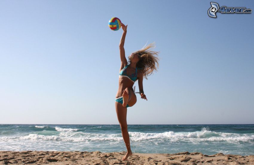 fille sur la plage, volley-ball, mer