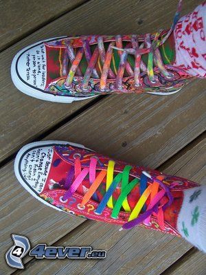 chaussures de tennis colorées