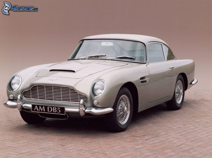 Aston Martin, automobile de collection, pavage