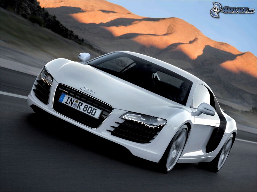 Audi R8, la vitesse, collines