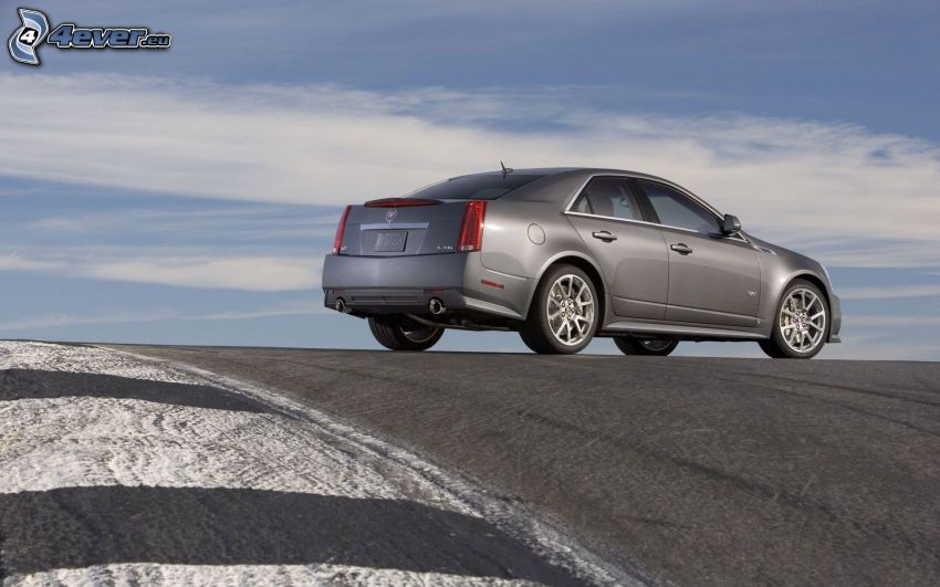 Cadillac CTS, route
