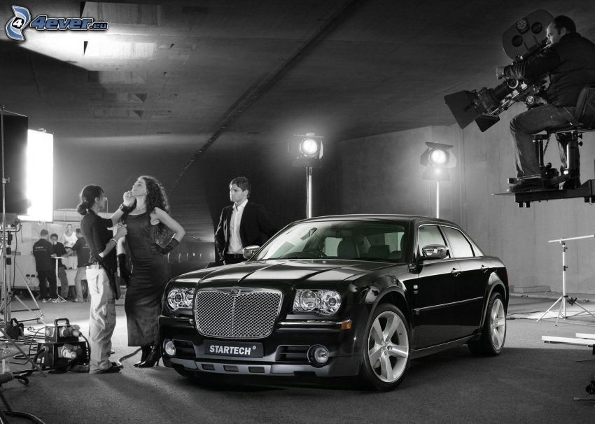 Chrysler 300, tournage, noir et blanc