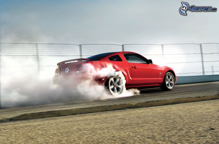 Ford Mustang, burnout, fumée