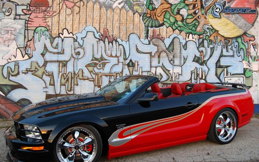 Ford Mustang GT, cabriolet, graffiti, mur