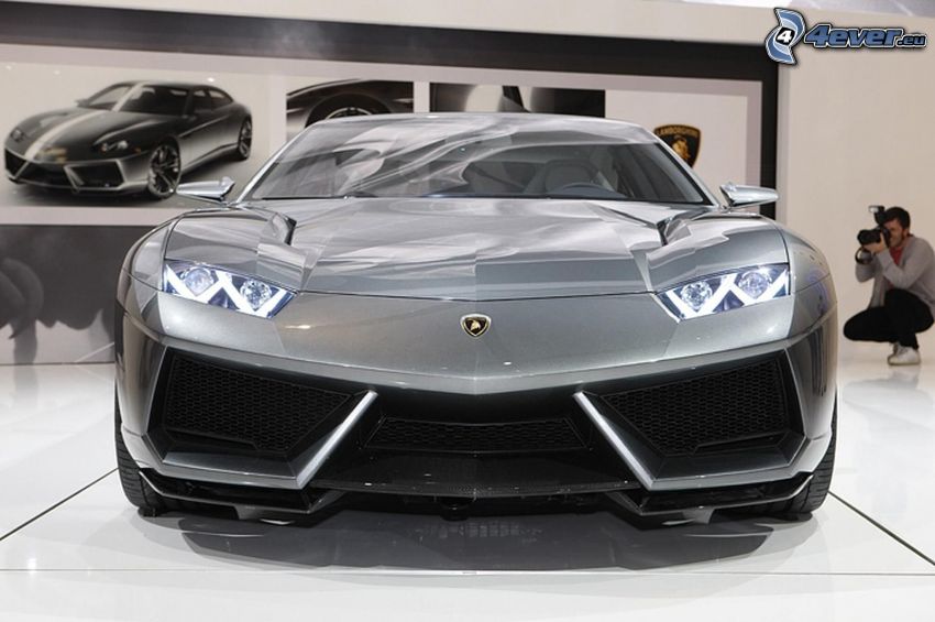 Lamborghini Estoque, exposition