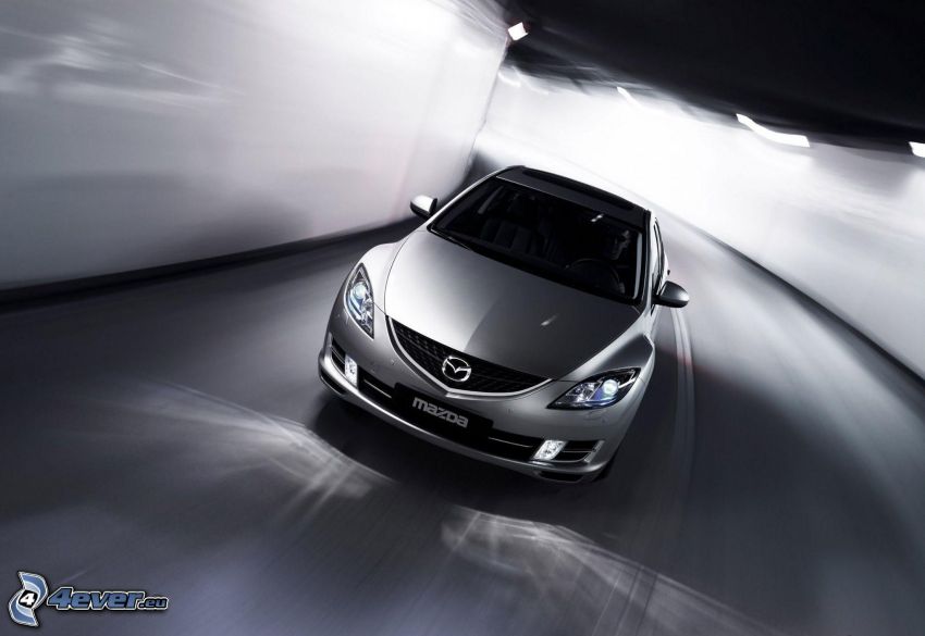 Mazda 6, tunnel, la vitesse