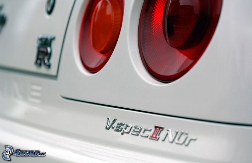Nissan Skyline GT-R, réflecteur