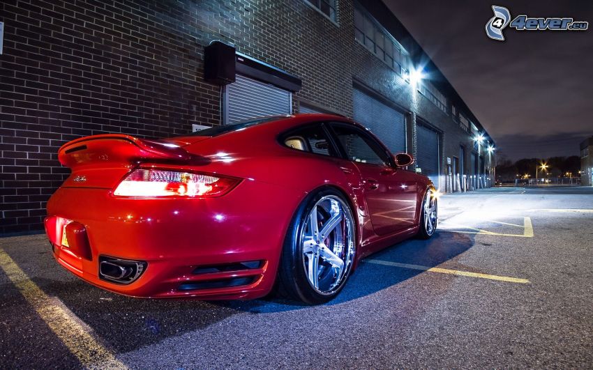 Porsche 911 Turbo, garage, ville dans la nuit