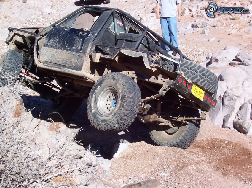 Jeep, boue, pierres