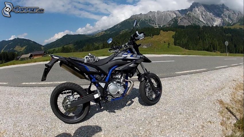 Yamaha WR125, route, montagnes rocheuses
