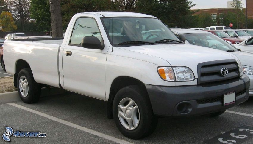 Toyota Tundra, parking
