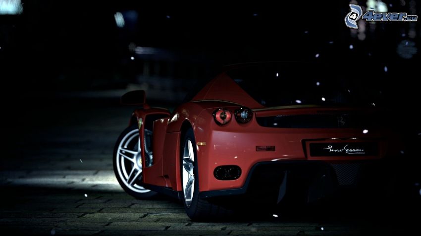 Ferrari, notte
