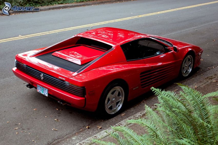 Ferrari TR, strada