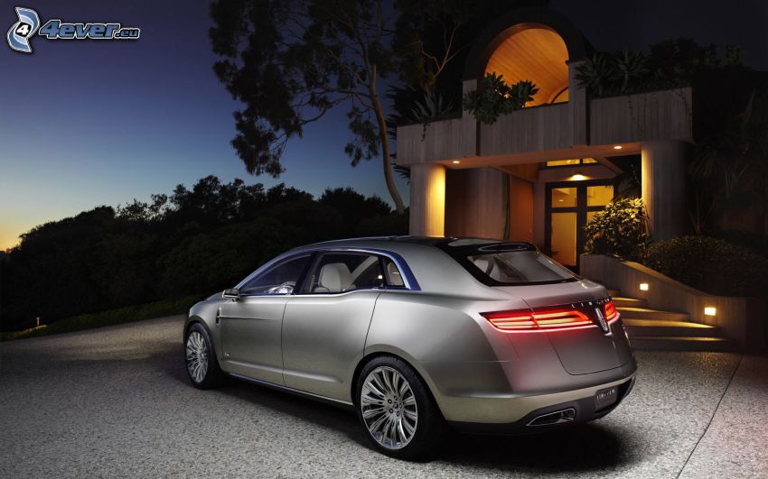 Lincoln MKT, sera