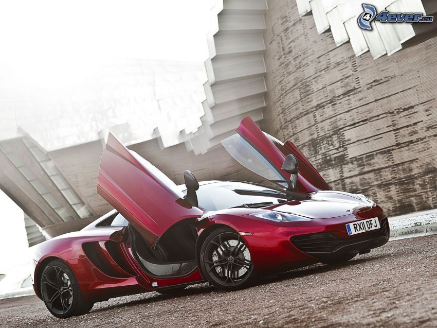 McLaren MP4-12C