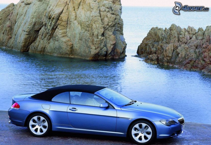 BMW 6 Series, cabriolet, rocce nel mare