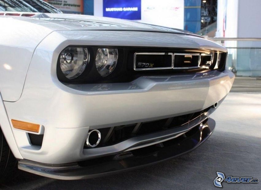 Dodge Challenger, griglia anteriore