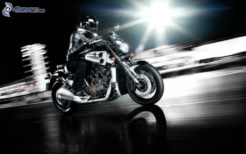 Yamaha V-Max, motociclista, velocità, notte, luce