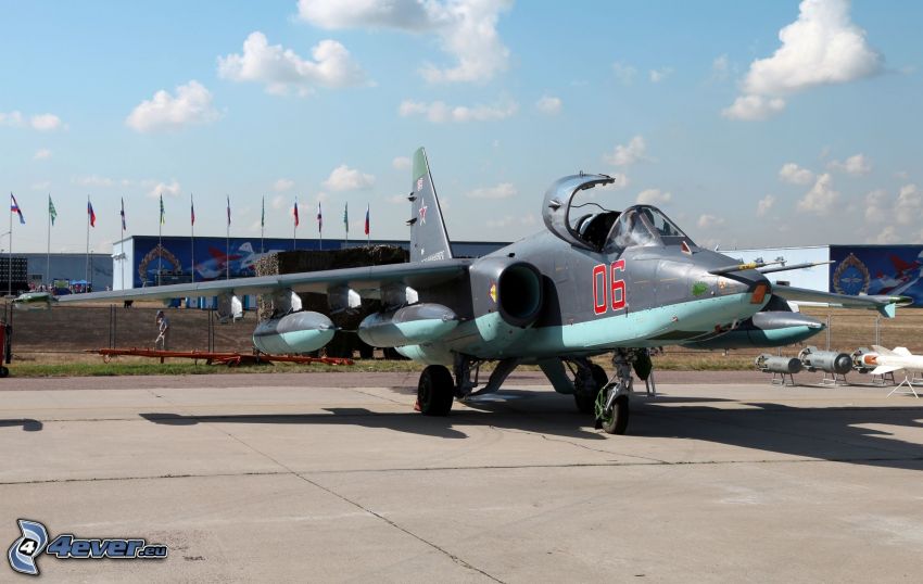 Sukhoi Su-25, aeroporto