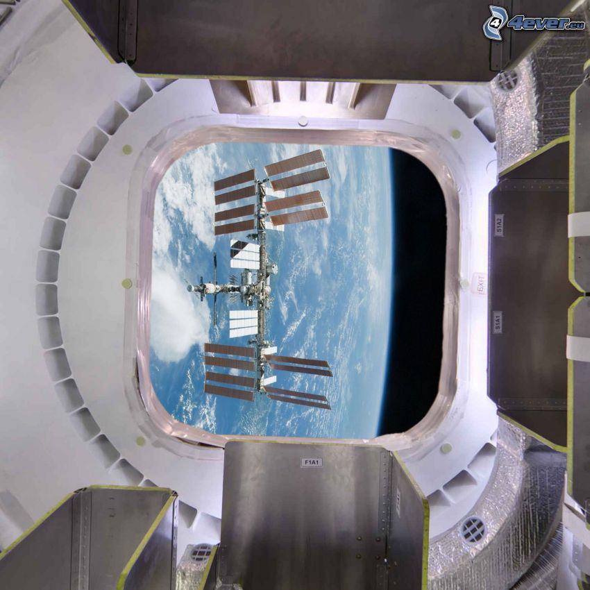 Dragon SpaceX, Stazione Spaziale Internazionale ISS
