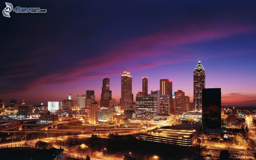 Atlanta, città notturno, grattacieli