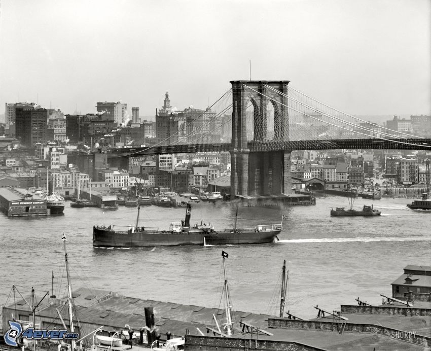 Brooklyn Bridge, New York