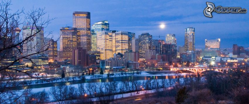 Calgary, città notturno, il fiume, luna