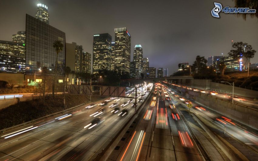 Los Angeles, autostrada di sera