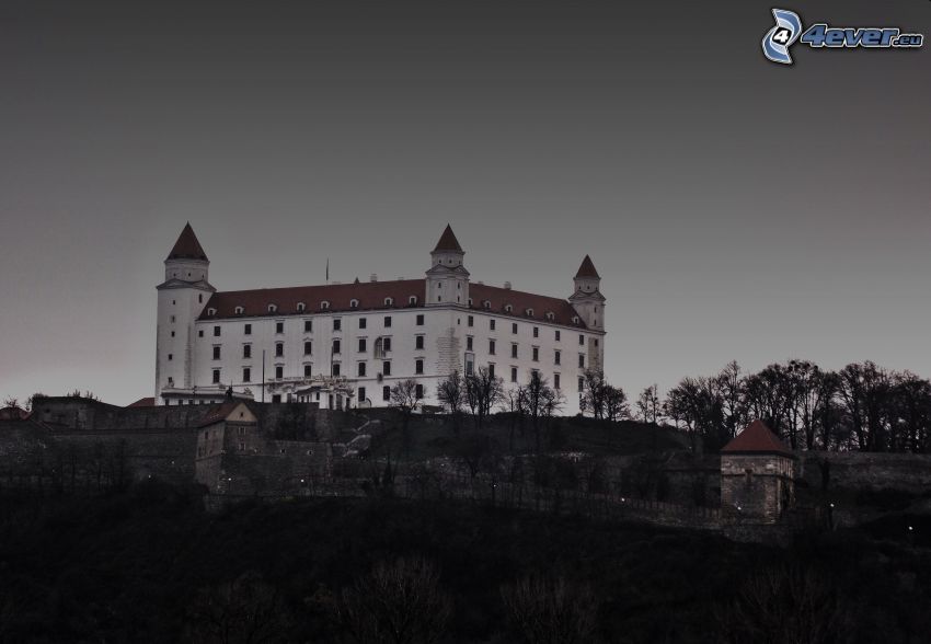 Castello di Bratislava, sera